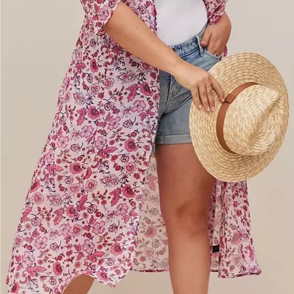 torrid Sweaters - Torrid Chiffon Swiss Dot Ruched Sleeve Kimono Pink